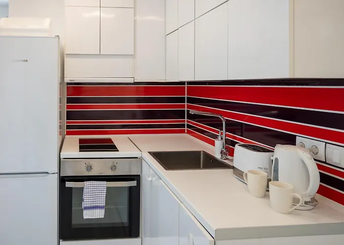 Colorful Studio With Balcony - Free Parking Daire *